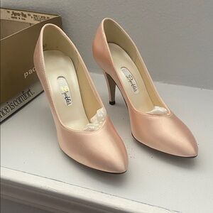 Peachy pink 80s prom vintage Satin Heels by dyables